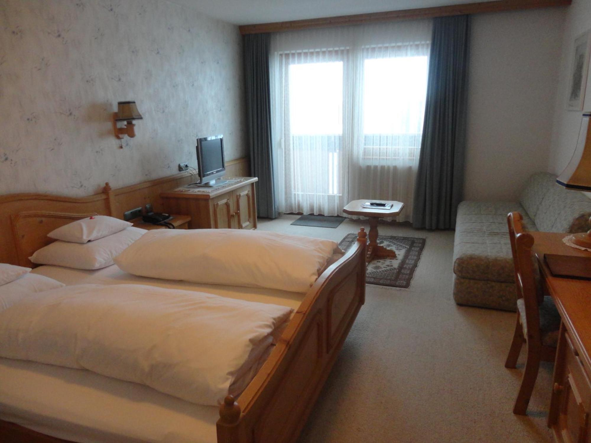 Отель Haus Alpina Au (Vorarlberg) Экстерьер фото