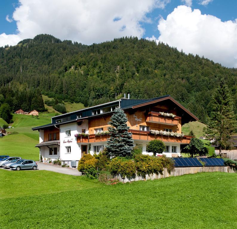 Отель Haus Alpina Au (Vorarlberg) Экстерьер фото
